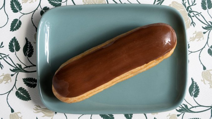 Eclair-Cioccolato-1-e1684315770383-q6lahho5h91dyqzz25zm3i86ifly4omytoc0o7a78w