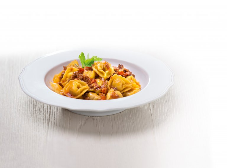 TORTELLINI AL RAGU’ – M’AMA_1